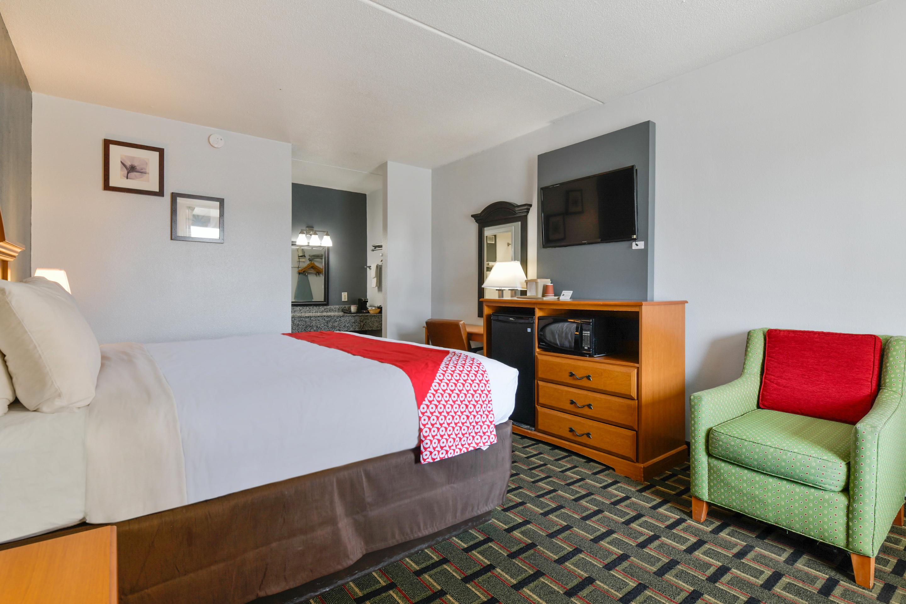 Oyo Hotel Lake Park - Valdosta Area Экстерьер фото
